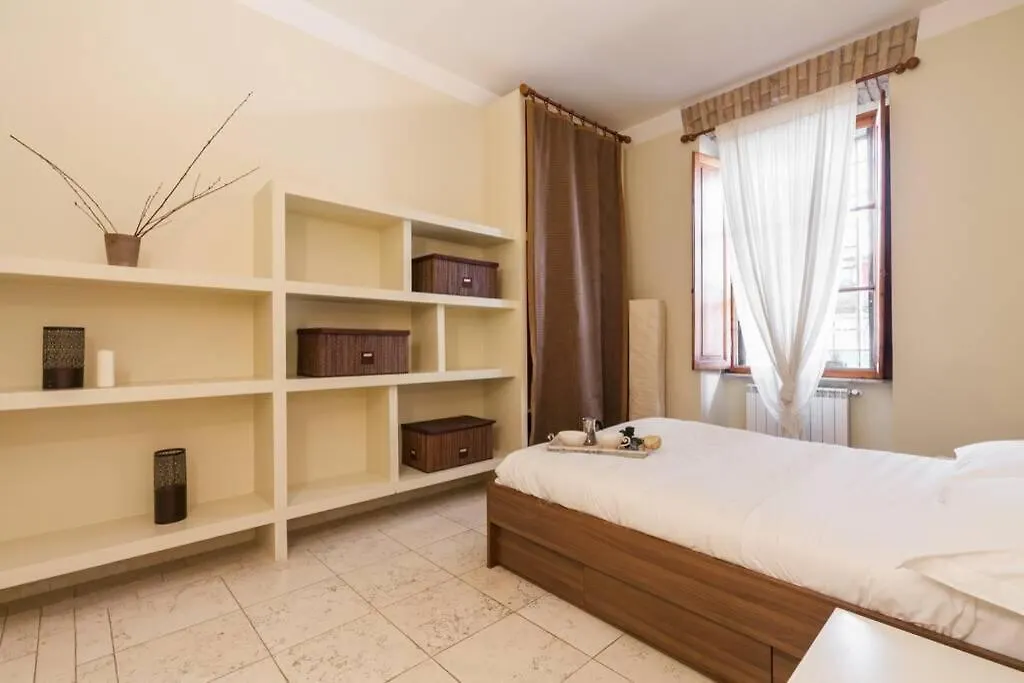Borgo Pio - Quite And Spacious Apt 로마 이탈리아